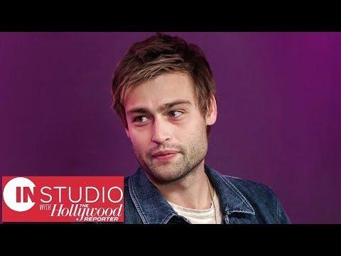 Douglas Booth: 'The Dirt' Tells Mötley Crüe's Story to "Whole New Generation" | In Studio