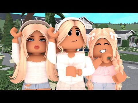 Our Official ROLEPLAY HOUSE TOUR + LAYOUT *WORTH 1M?!* Bloxburg roleplay *WITH VOICES*