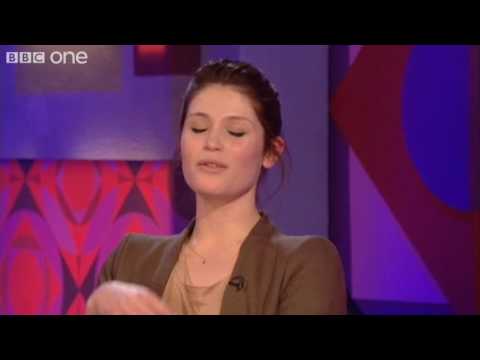 Gemma Arterton's Delicious Extra Fingers - Friday Night with Jonathan Ross - BBC