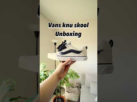 White Vans Knu Skool Unboxing & First Impressions