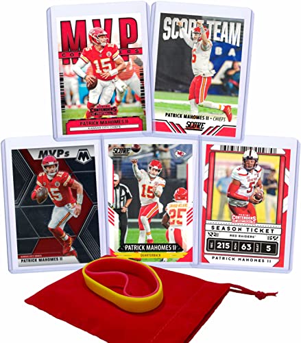 Patrick Mahomes Football Cards () Assorted Bundle   Kansas City Chiefs Trading Card Gift Set